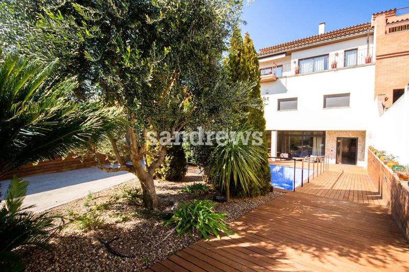 Foto fece4586-b279-490c-987b-3813b885becb. Reihenhaus mit heizung pool in Vilafant