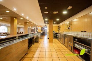 Rent Business premise in Jonquera (La). Restaurante en alquiler en la jonquera  oportunidad de negocio c