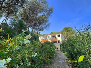 Casa en Port de la Selva (El). Exclusiva propiedad con acceso directo al mar en el port de la s