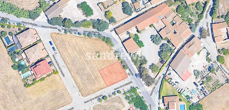 Foto 62359991-c73e-41e5-9388-92bebb108a32. Terreny residencial a Vilatenim Figueres