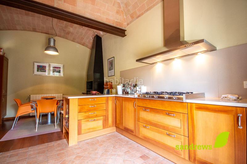 Foto e1ed2273-a0d1-449f-917b-e15bbfbdedb7. Casa adosada casa con piscina en Darnius