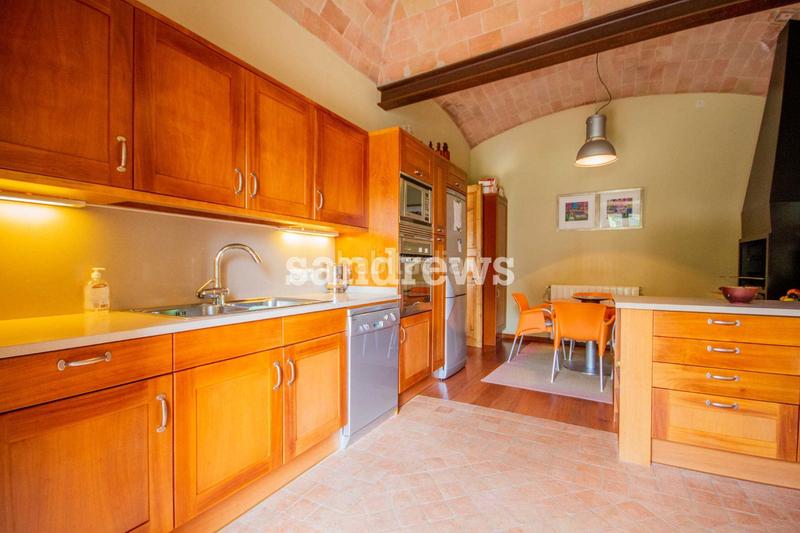 Foto 0d913b50-dde1-434a-b967-90e6ef6b7435. Maison jumelée avec chauffage piscine dans Darnius