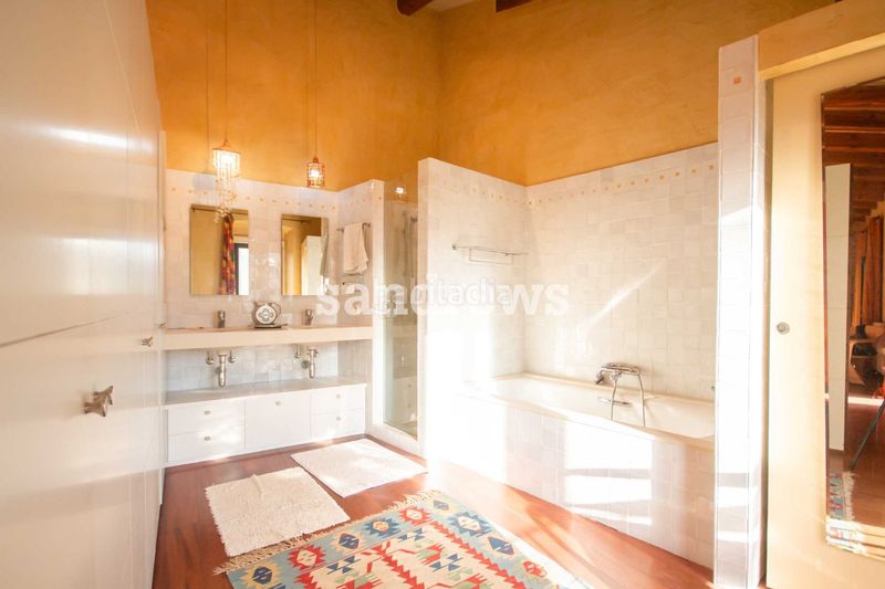 Foto 9bce6fa7-930d-40aa-b822-4fd8e3c95733. Casa adossada amb calefacció piscina a Darnius