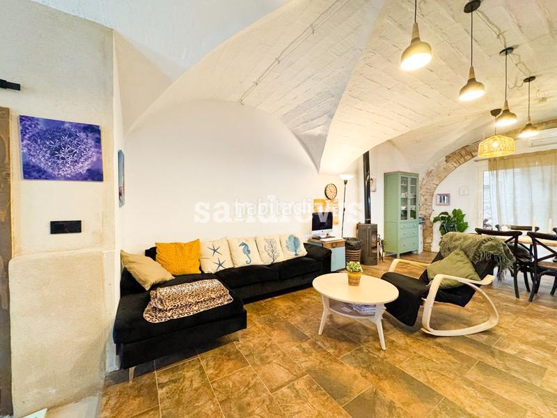 Foto 14102548-7aec-47ac-9b59-e83889cb2172. Casa a schiera con riscaldamento in Centre Figueres