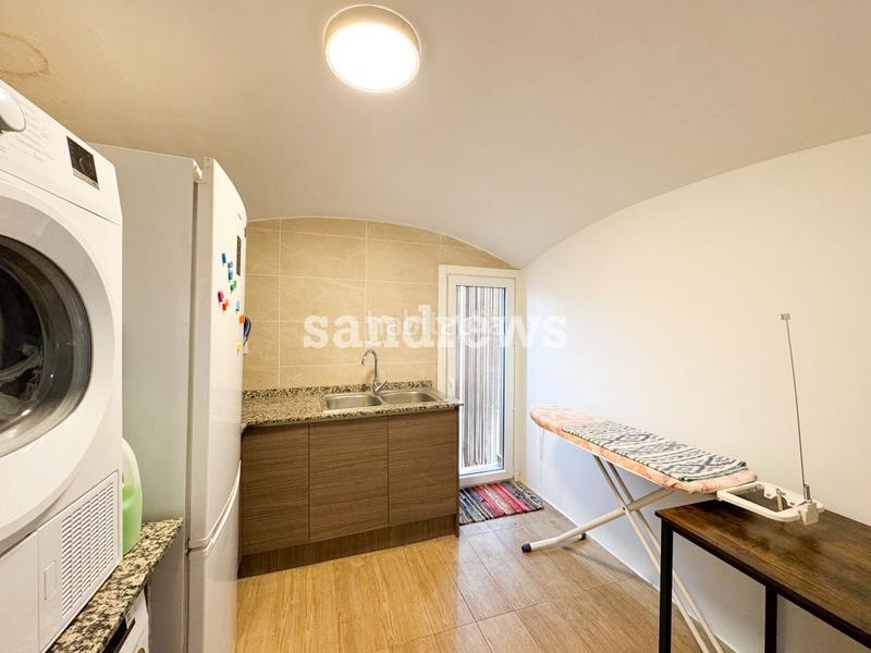 Foto 34da231c-c644-4754-9b51-ac43b9b97e24. Casa a schiera con riscaldamento in Centre Figueres