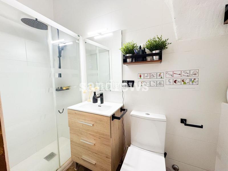 Foto bb2b4ff2-9ecb-45fd-8d2a-0ee0abf246f9. Casa a schiera con riscaldamento in Centre Figueres