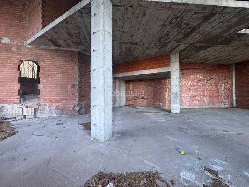 Foto a29c606e-82ab-40a3-88d1-12714ef07a14. Local comercial a Eixample-Horta Capallera Figueres