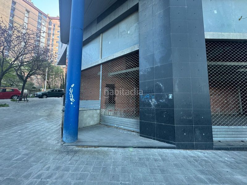 Foto d8193672-566e-4645-8891-a59a7db581e8. Local comercial a Eixample-Horta Capallera Figueres