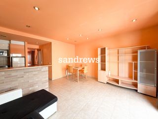 Pis a Sant Pere Pescador. Piso en venta en el centro de sant pere pescador con balc�n y mu