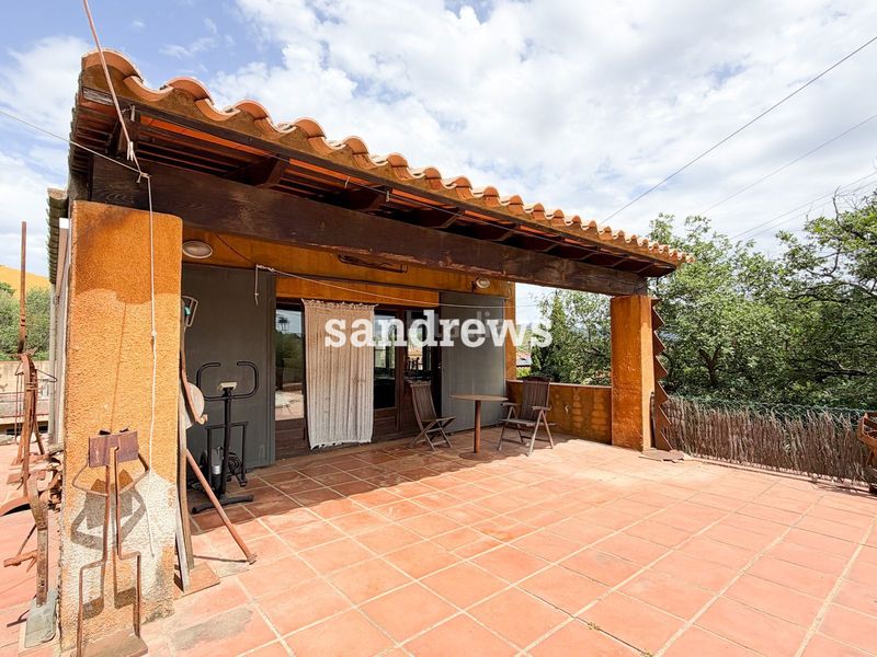 Foto 0537af65-b1fa-4ff0-86d3-f92026f8e349. Masia amb calefacció piscina a Rabós