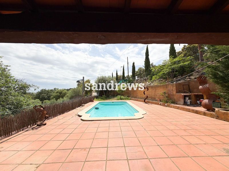 Foto aa5d3b50-e401-40d5-a4f9-e899703bfe18. Masia amb calefacció piscina a Rabós