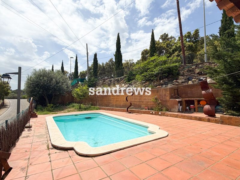 Foto fa8879a0-571f-496d-8f04-d18f0b325447. Masia amb calefacció piscina a Rabós