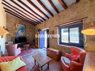 Masia a Cantallops. Casa de pueblo en venta en el alt empord� con jard�n, terraza y