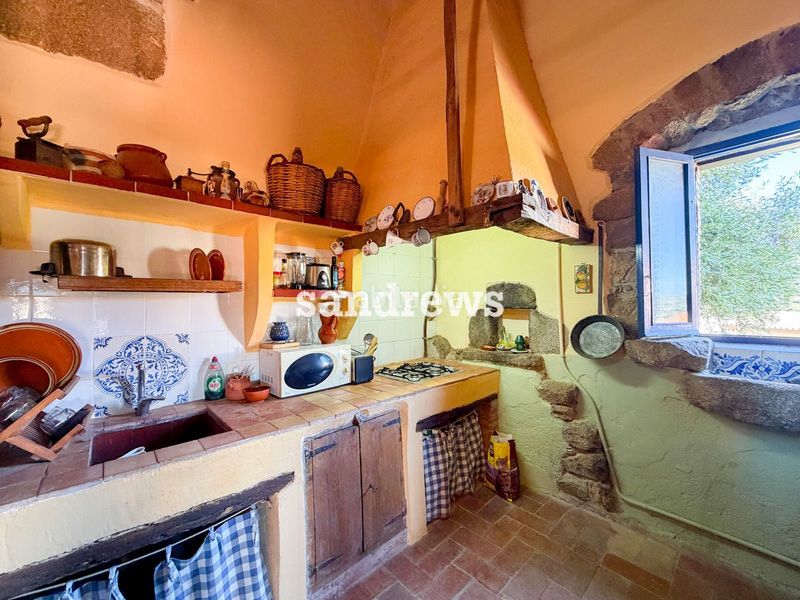 Foto 55216669-f9ea-48d1-91ab-1494e3b70c0e. Masia amb calefacció a Cantallops