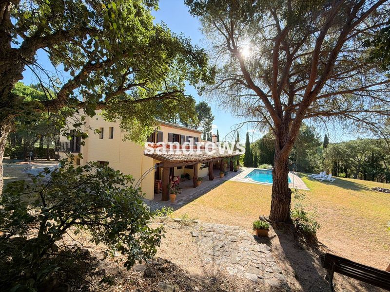 Foto a62624ec-727f-4233-b6e9-2e710135f2ec. Casa amb calefacció piscina a Darnius