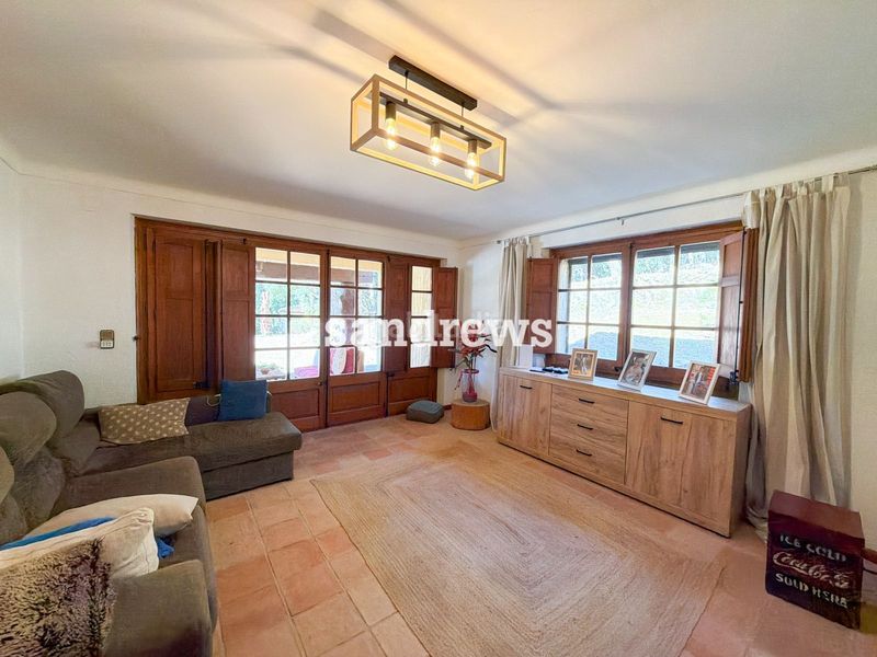 Foto de5027ac-7672-42e2-af63-bd1726654d76. Casa amb calefacció piscina a Darnius