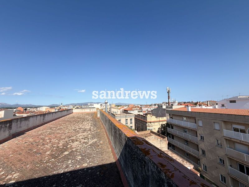 Foto 7f6edfb6-cc76-4b50-b842-ea2d869077fe. Lloguer edifici a Centre Figueres