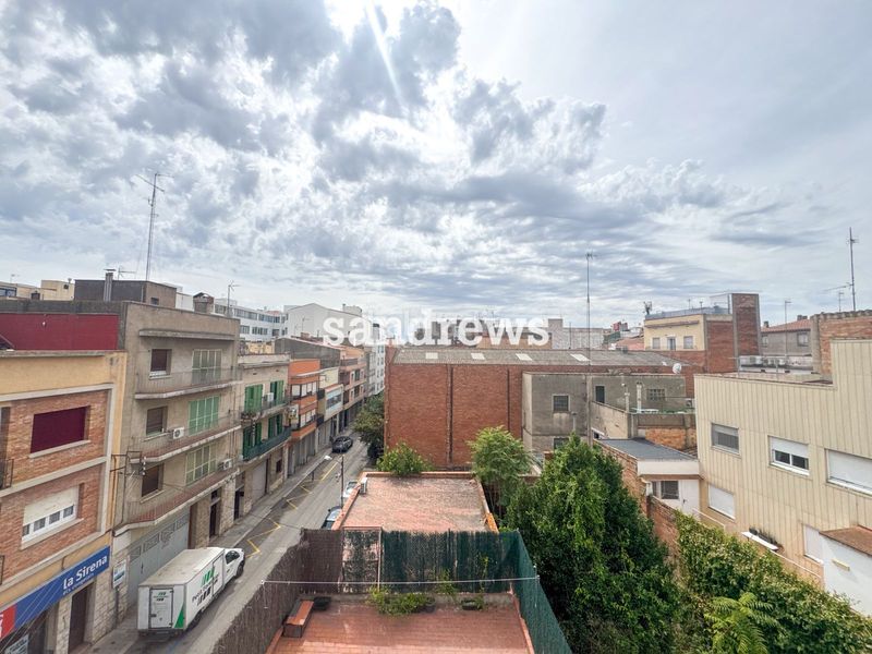 Foto 3168aa10-91f2-4c9d-ba54-5f14261abeec. Edificio  en venta en el centro 7 viviendas, 3 locales y patio de 200 m en Figueres