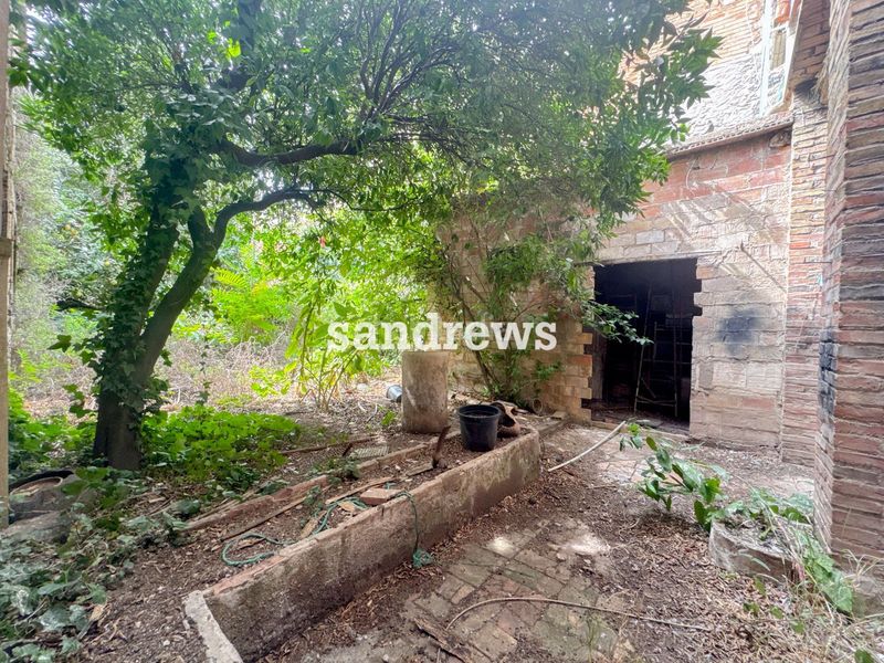 Foto 5f832662-5b7e-4b58-9cf5-ce1b91e9bfd8. Edificio  en venta en el centro 7 viviendas, 3 locales y patio de 200 m en Figueres