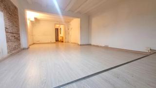 Zweistöckige Wohnung in Carrer de joaquín costa 9. Dúplex - barcelona (ciutat vella / el raval)