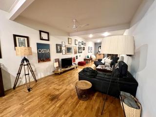 Pis  Carrer de sant pere ms baix. Vivienda nica con gran terraza privada en el centro de barcelon