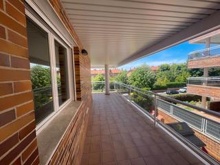 Location Appartement  Calle menéndez pidal