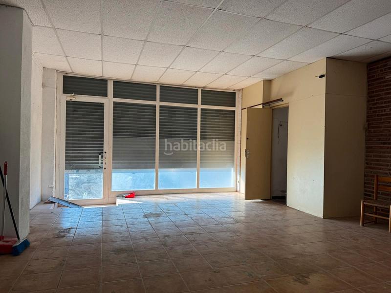 Foto 5b1e5584-7a93-4a45-bf35-720cc6eb05ba. Alquiler local comercial en Centre Badalona