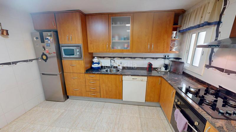 Foto cfc804ea-8c82-477e-87f6-e2a0f80781f7. Appartamento in El Raval Santa Coloma de Gramenet