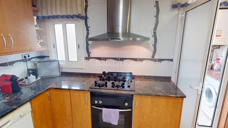 Foto 0286ffe0-5b14-44de-a687-7aaa90af52cb. Piso en El Raval Santa Coloma de Gramenet