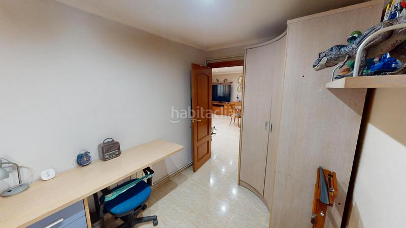 Foto 43bdfca5-5e9e-4647-9459-07cc5835c8ae. Piso en El Raval Santa Coloma de Gramenet
