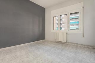 Appartamento  Travessera de les corts. Piso en venta en les corts — 495.000€