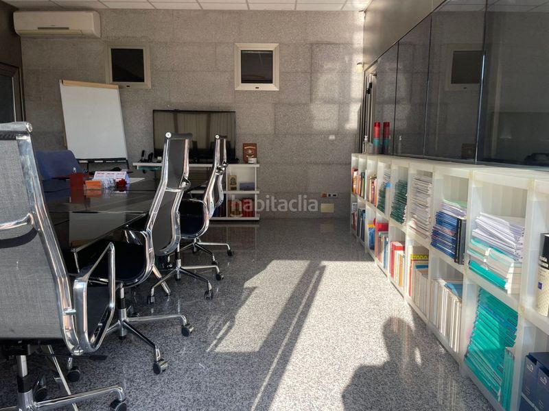Foto 20315f35-750d-43a9-bb3e-080715407643. Oficina s en la avenida de la justicia 678421372 en Murcia