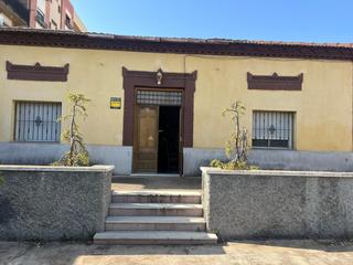 Xalet a Alberca. Chalet con parcela en la alberca 678421372