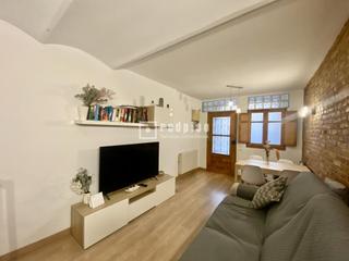 Flat  Ribes. Duplex en planta baja reformado en el fort pienc
