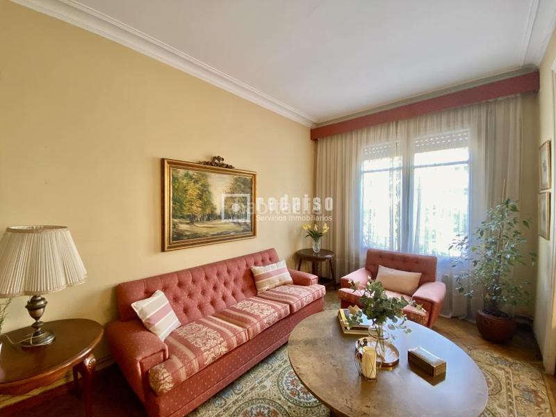 Foto 388a37a2-8da5-4e08-9d74-3b09b08dc257. Appartamento con riscaldamento in El Poble Sec - Parc de Montjuïc Barcelona