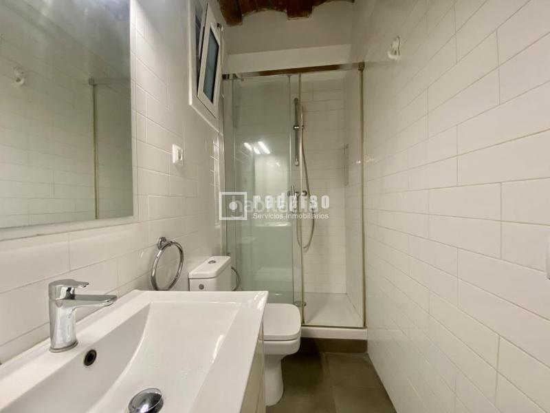 Foto 245d1e97-db3e-4924-bf80-23a002228d44. Pis a Raval Barcelona