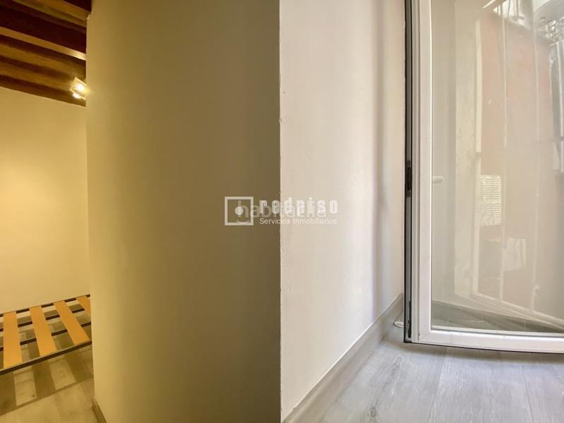 Foto 7d24dba6-8c24-4cff-84f0-6b4485ed9bab. Pis a Raval Barcelona