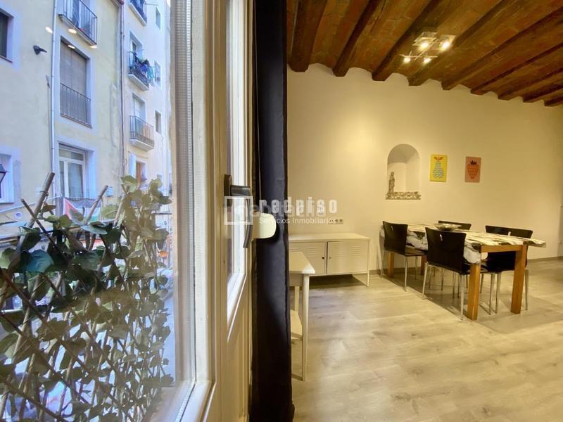 Foto e798212d-bd4d-4a5d-8375-b20936390986. Pis a Raval Barcelona