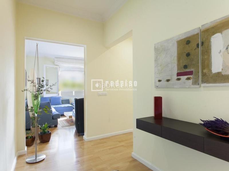 Foto 0d030efc-474e-4521-a93d-40ec4014a2af. Piso espectacular piso en el Gòtic! en Gòtic Barcelona