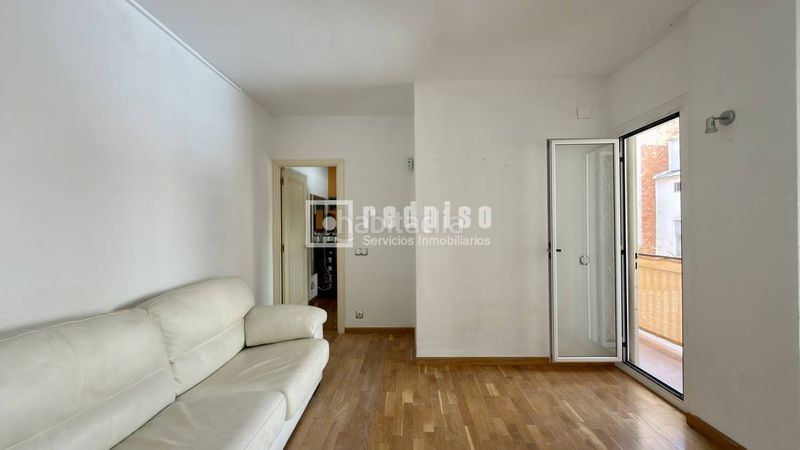 Foto 50fb3526-7b4b-4ded-bd0d-b73fa38ac301. Pis a Hostafrancs Barcelona