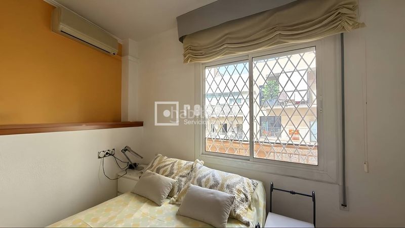 Foto a3fd0f80-6713-4cc4-9315-be2c4d79612b. Pis a Hostafrancs Barcelona