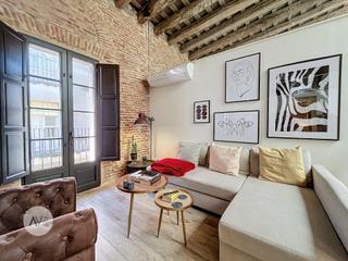 Dachwohnung in Calle riereta 35. Luminoso tico en complejo nuevo