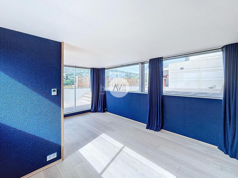 Foto a4f4ea91-aa0e-421d-ab11-57dc73f8e664. Affitto attico con riscaldamento parcheggio piscina in Barcelona