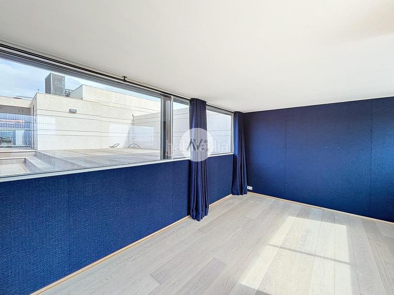 Foto 06900fa2-6ed3-4a00-99bb-3d19972b0bb6. Location attique avec chauffage parking piscine dans Barcelona