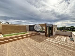 Location Attique  Carrer carrer de tòquio. Ático en pedralbes