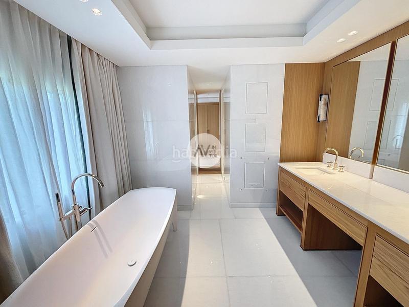 Foto 1be91475-92e0-4d09-9137-11670283cf84. Rent penthouse with heating parking pool in Pedralbes Barcelona