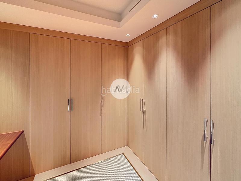 Foto b021e664-e953-4d0c-89b2-7802fac9396a. Rent penthouse with heating parking pool in Pedralbes Barcelona