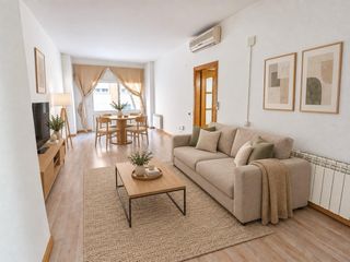 Apartamento  Sant joan. Piso exterior de 3 dormitorios con patio y lavadero en matadeper