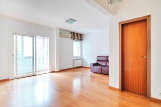 Appartamento  Passeig de valldaura. Piso exterior y liminoso