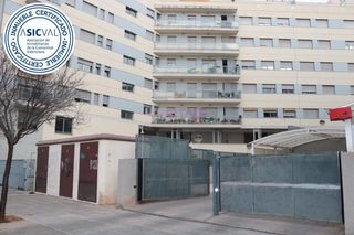 Aparcament cotxe a Parc Central